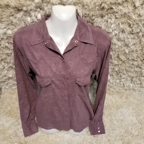 SUEDE Floral Embossed Top - Picture 3 of 11